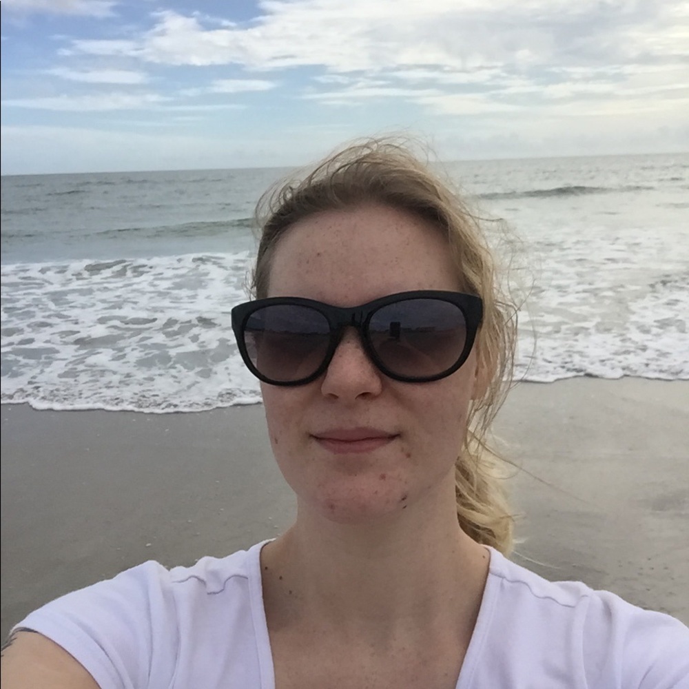 Meet your Posher, Brittany